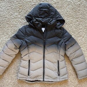 Calvin Klein Ombré Quilted Puffer Jacket Black to Silver Light Reflective Large